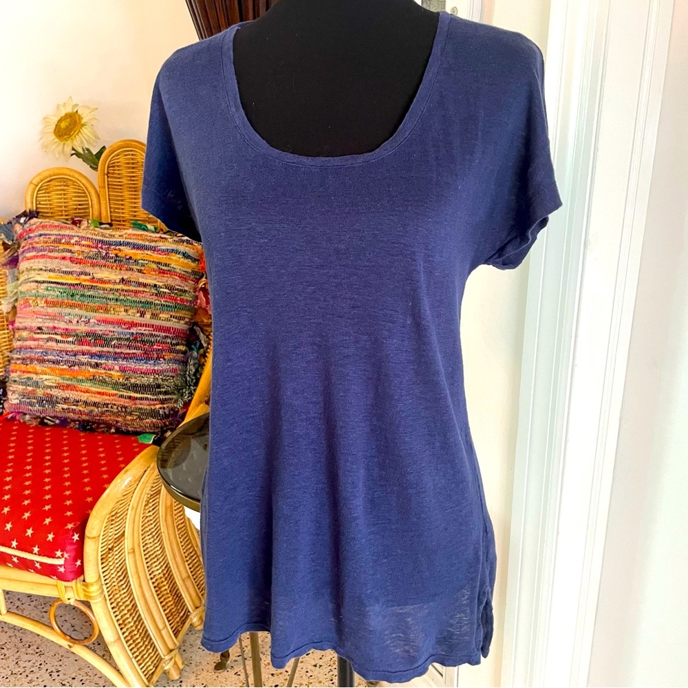 Lilly Pulitzer Navy Blue Linen Tee Shirt Pullover Top! Great condition!